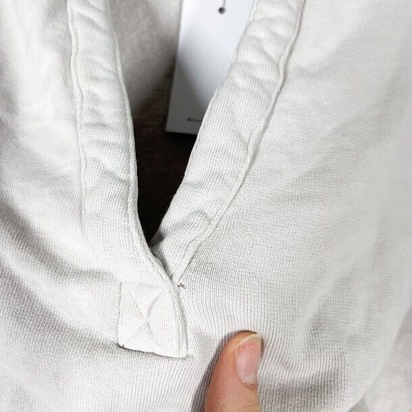 Lovers +‎ Friends Womens Tan Deep V Neck Pullover Cropped Sweatshirt Size XS NWT - Picture 7 of 12